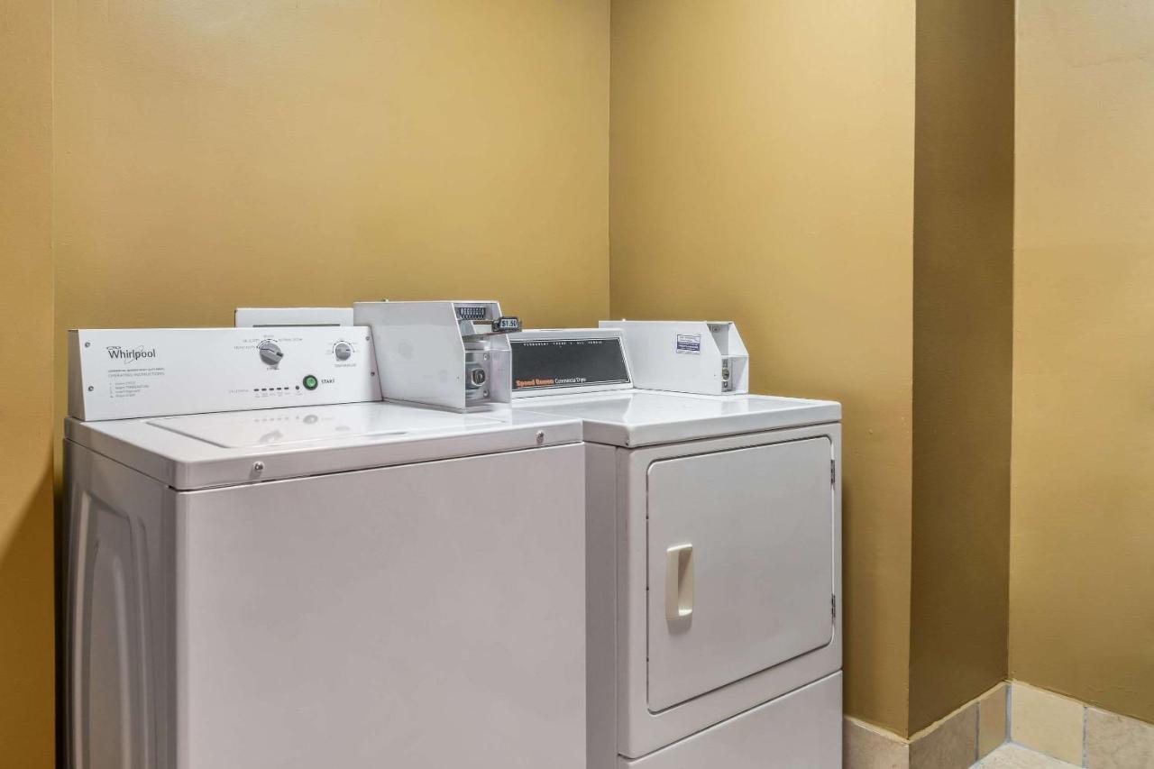 Quality Inn I-74 Batesville Zewnętrze zdjęcie